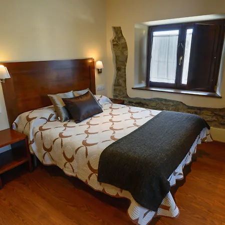 Casona De Llanorrozo Rurales *