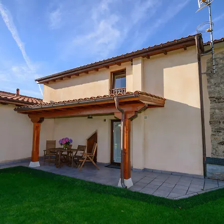 Casona De Llanorrozo Rurales *