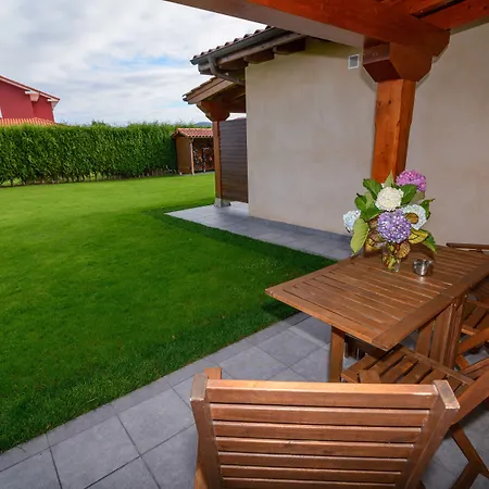 Casona De Llanorrozo Rurales アパート