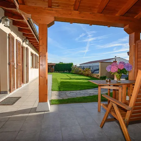 アパート Casona De Llanorrozo Rurales *