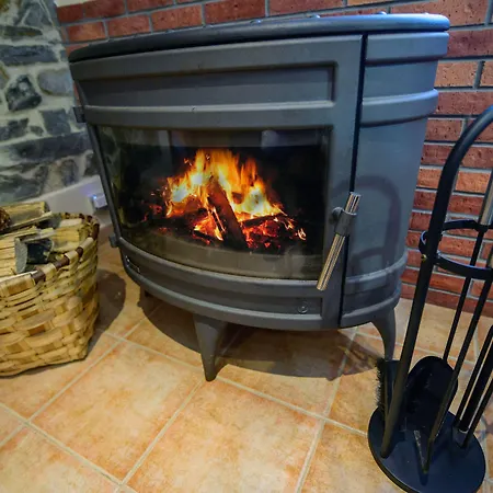 Casona De Llanorrozo Rurales דירה