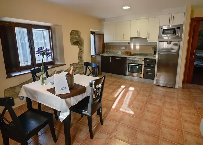 Casona De Llanorrozo Rurales * Oviñana