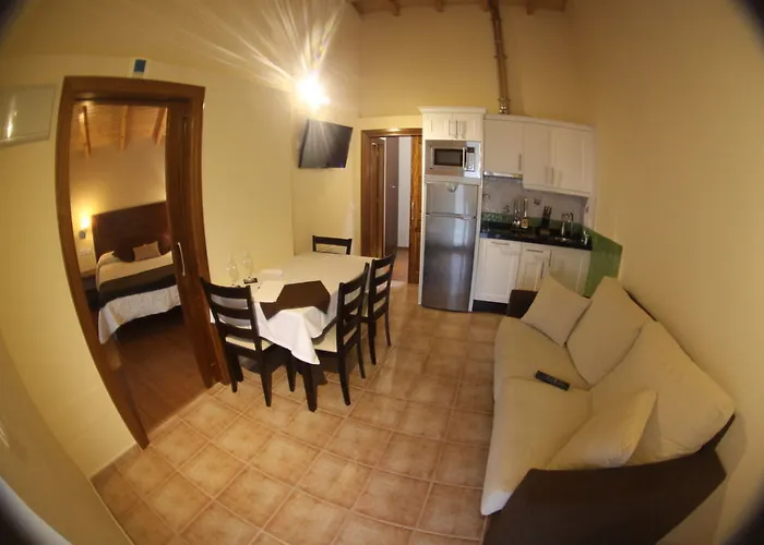 Casona De Llanorrozo Rurales * Oviñana