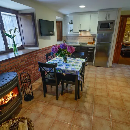 Διαμέρισμα Casona De Llanorrozo Rurales *